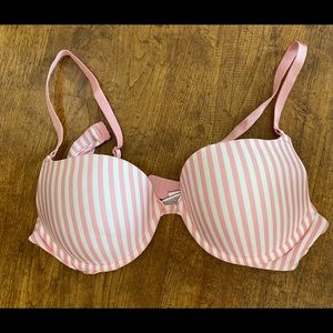 Victoria’s Secret Push Up Bra 36C